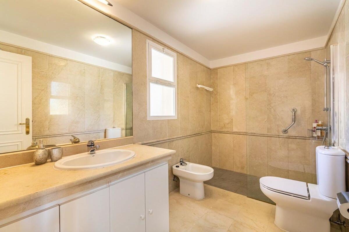 Spacious 3 Bed In La Quinta Golf- Marbella * Malaga